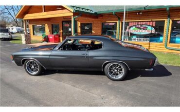 Chevrolet-Chevelle-1972-2-door-coupe-10