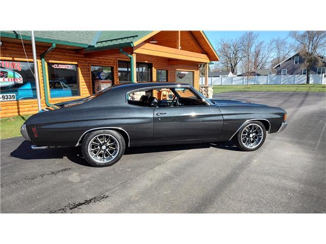 Chevrolet-Chevelle-1972-2-door-coupe-16