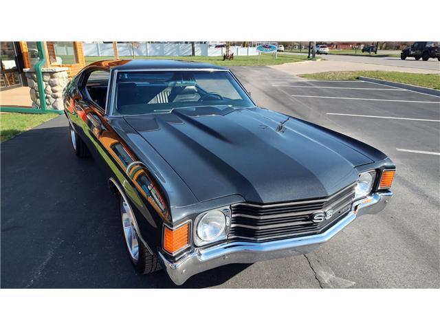 Chevrolet-Chevelle-1972-2-door-coupe-23