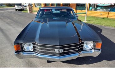 Chevrolet-Chevelle-1972-2-door-coupe-25