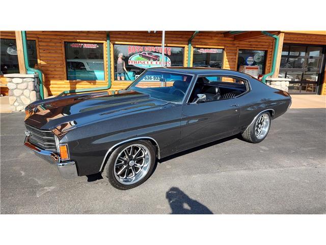 Chevrolet-Chevelle-1972-2-door-coupe-3