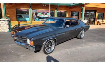 Chevrolet-Chevelle-1972-2-door-coupe-4