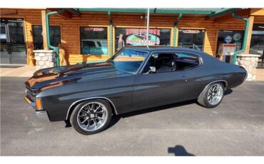 Chevrolet-Chevelle-1972-2-door-coupe-5