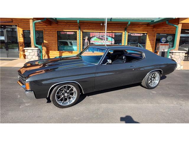 Chevrolet-Chevelle-1972-2-door-coupe-5
