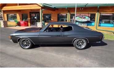 Chevrolet-Chevelle-1972-2-door-coupe-9
