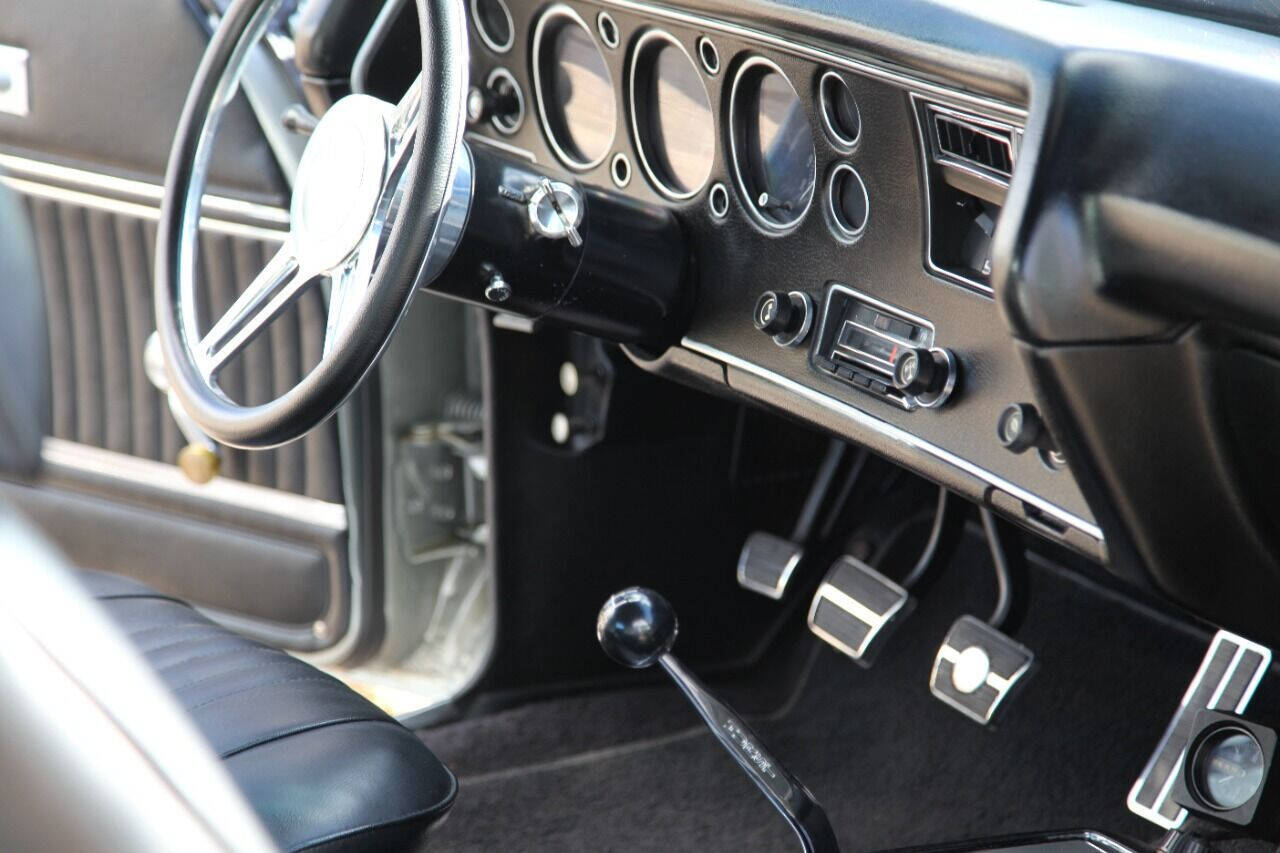 Chevrolet-Chevelle-1972-Coupe-8