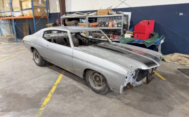 Chevrolet-Chevelle-1972-silver-23