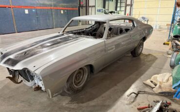 Chevrolet-Chevelle-1972-silver-3