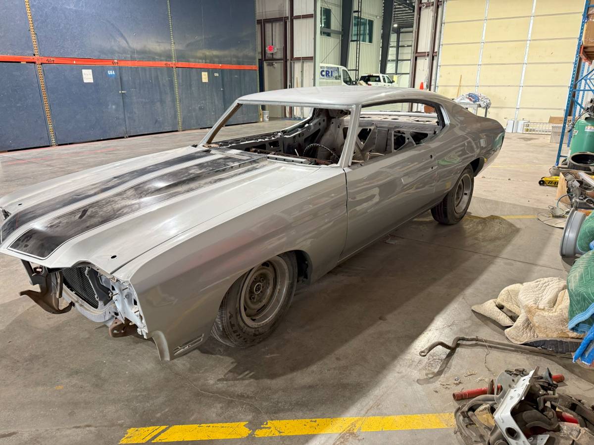Chevrolet-Chevelle-1972-silver-3