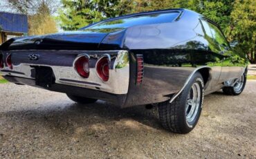Chevrolet-Chevelle-ss-1972-black-10