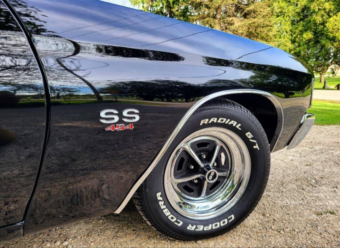 Chevrolet-Chevelle-ss-1972-black-4