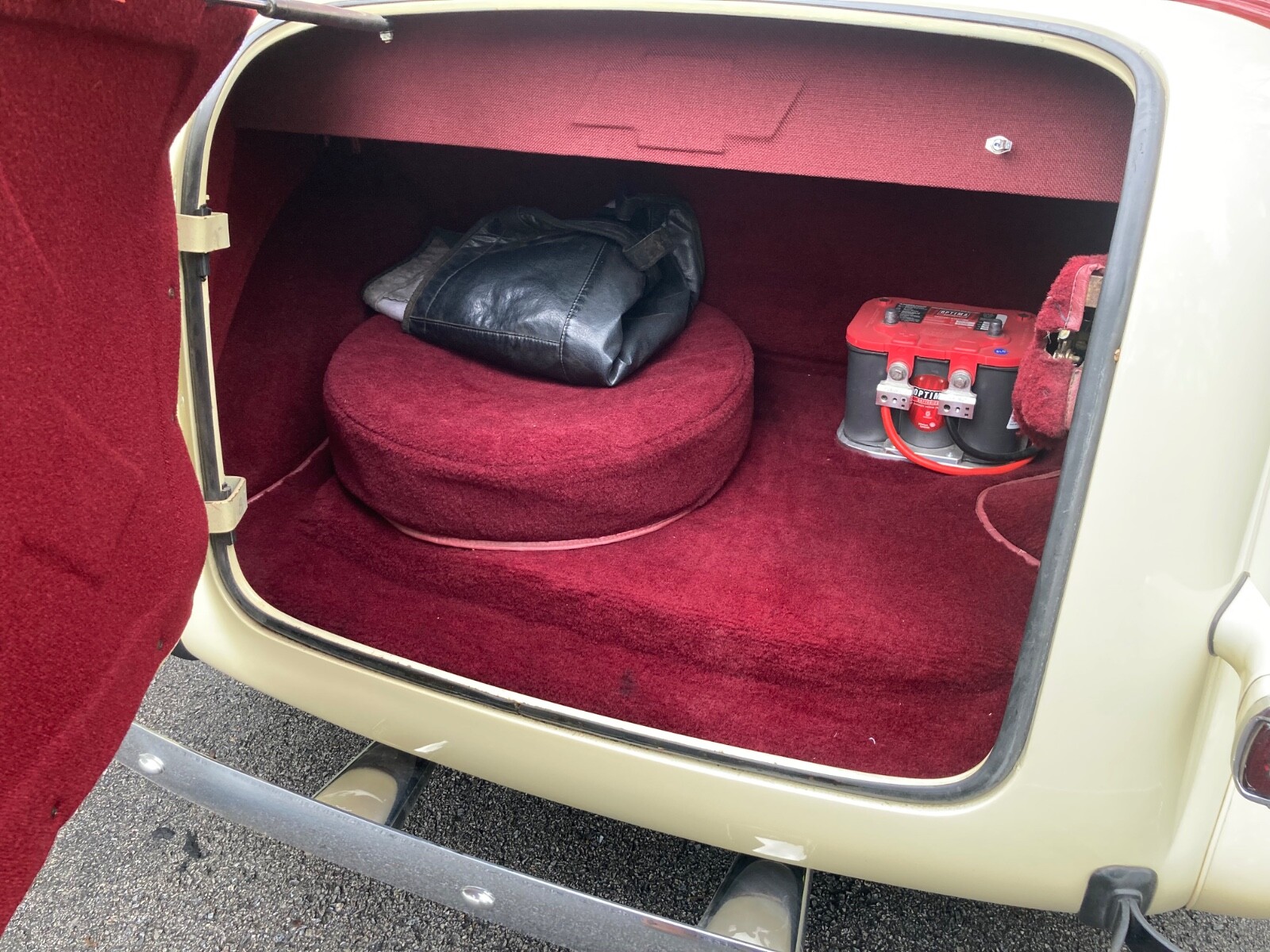 Chevrolet-Chevy-1937-Sedan-20