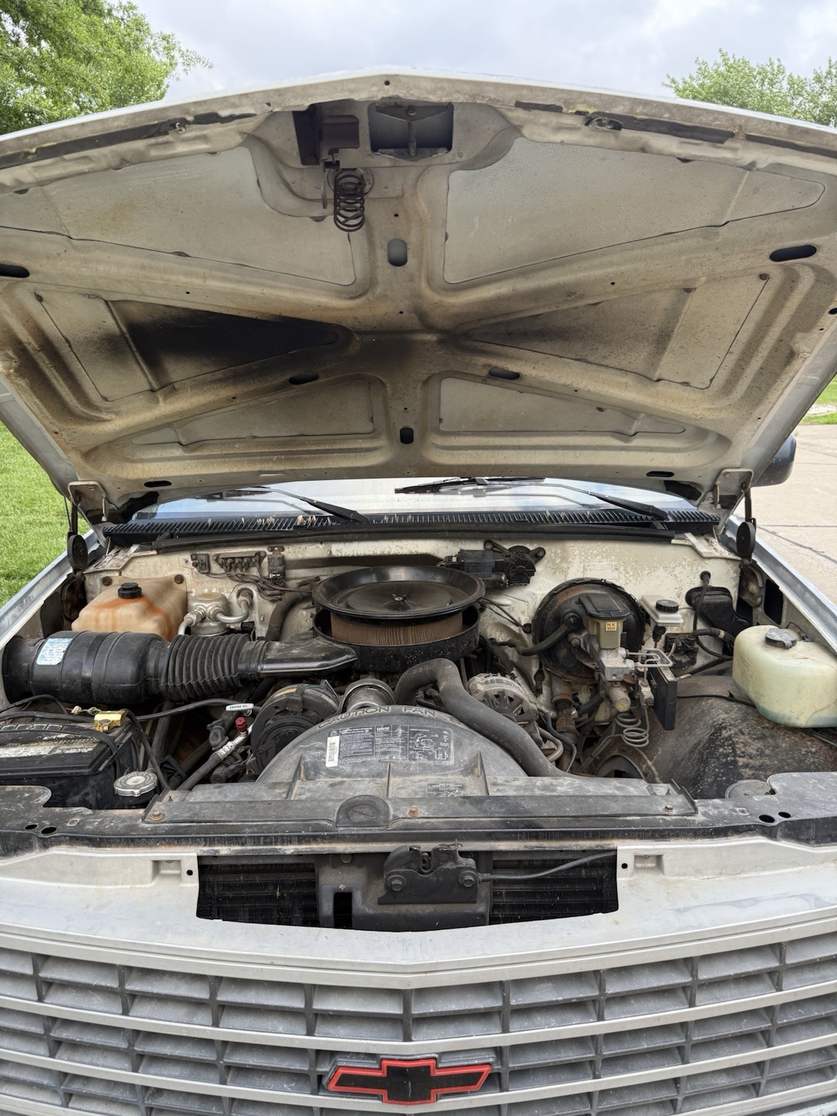 Chevrolet-Cheyenne-1990-Standard-Cab-Pickup-1