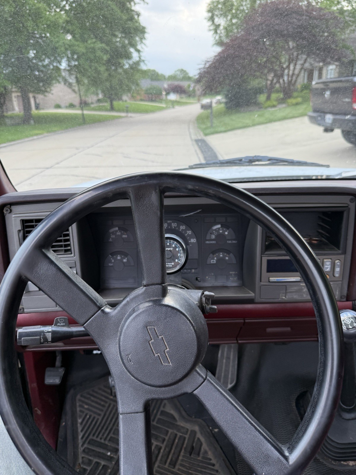 Chevrolet-Cheyenne-1990-Standard-Cab-Pickup-4