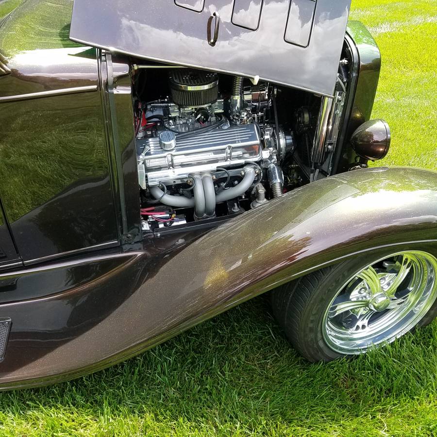 Chevrolet-Confederate-3-window-coupe-1932-custom-18