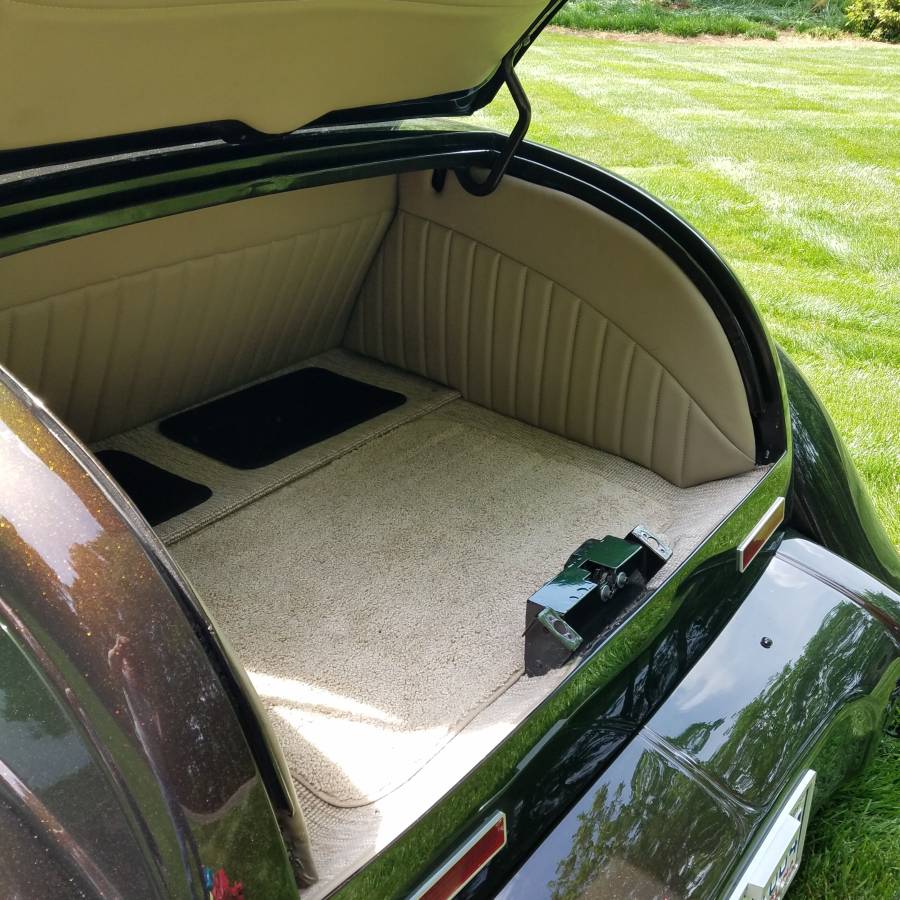 Chevrolet-Confederate-3-window-coupe-1932-custom-22