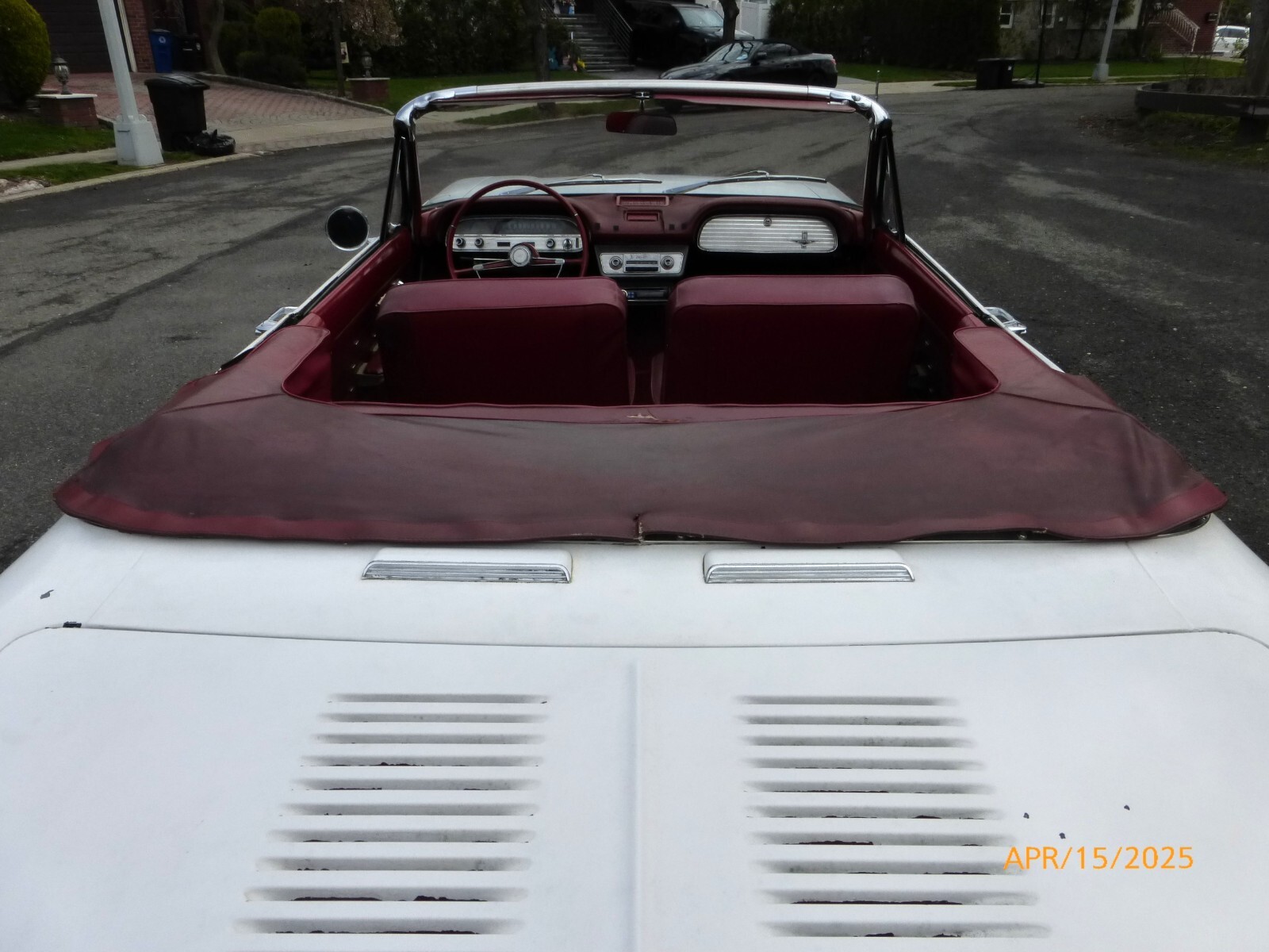Chevrolet-Corvair-1963-Convertible-11