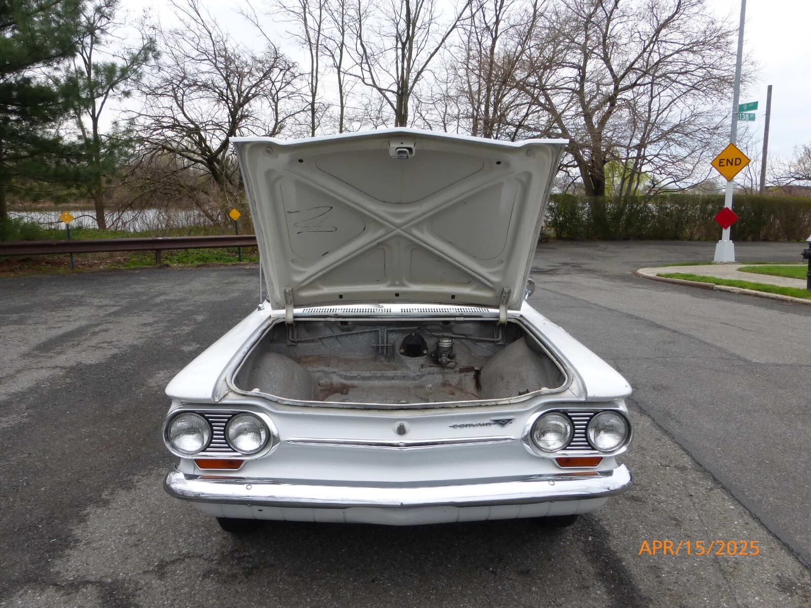 Chevrolet-Corvair-1963-Convertible-24