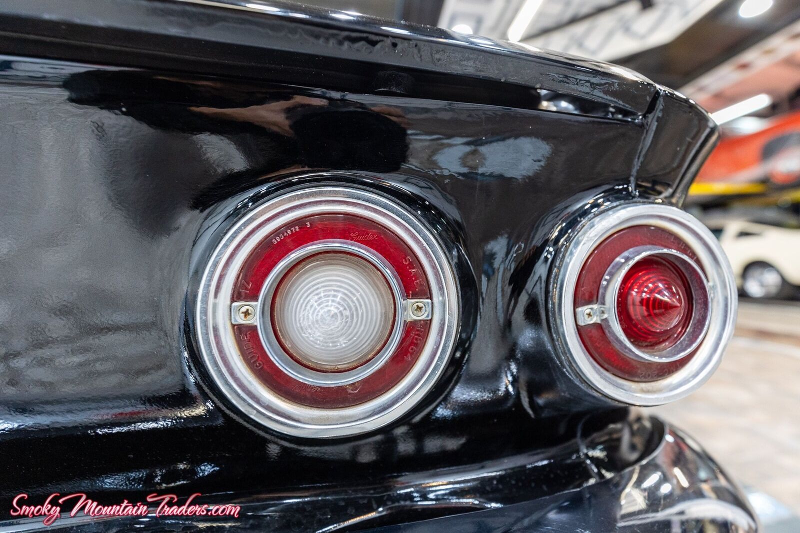 Chevrolet-Corvair-1964-18