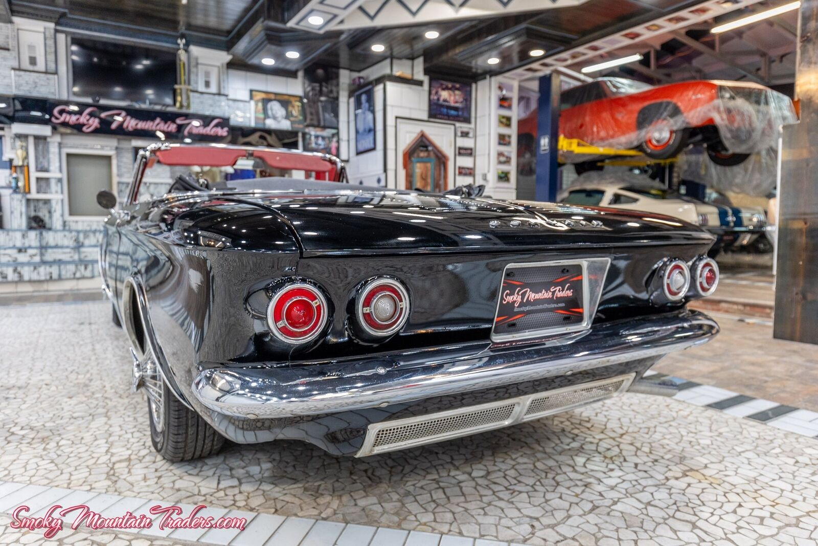 Chevrolet-Corvair-1964-25