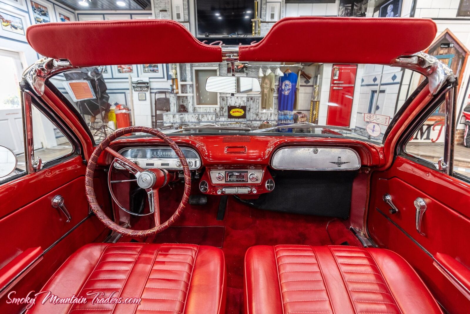 Chevrolet-Corvair-1964-35