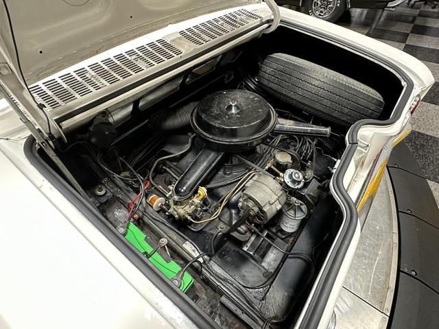 Chevrolet-Corvair-1965-20