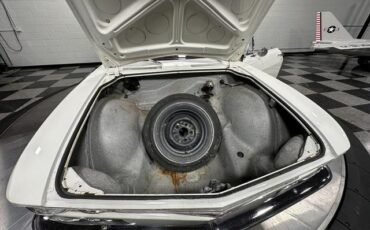 Chevrolet-Corvair-1965-27