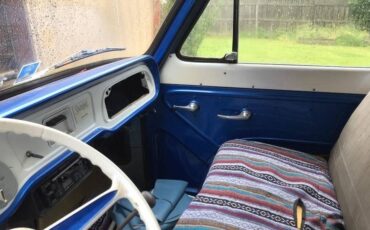 Chevrolet-Corvair-van-1964-14