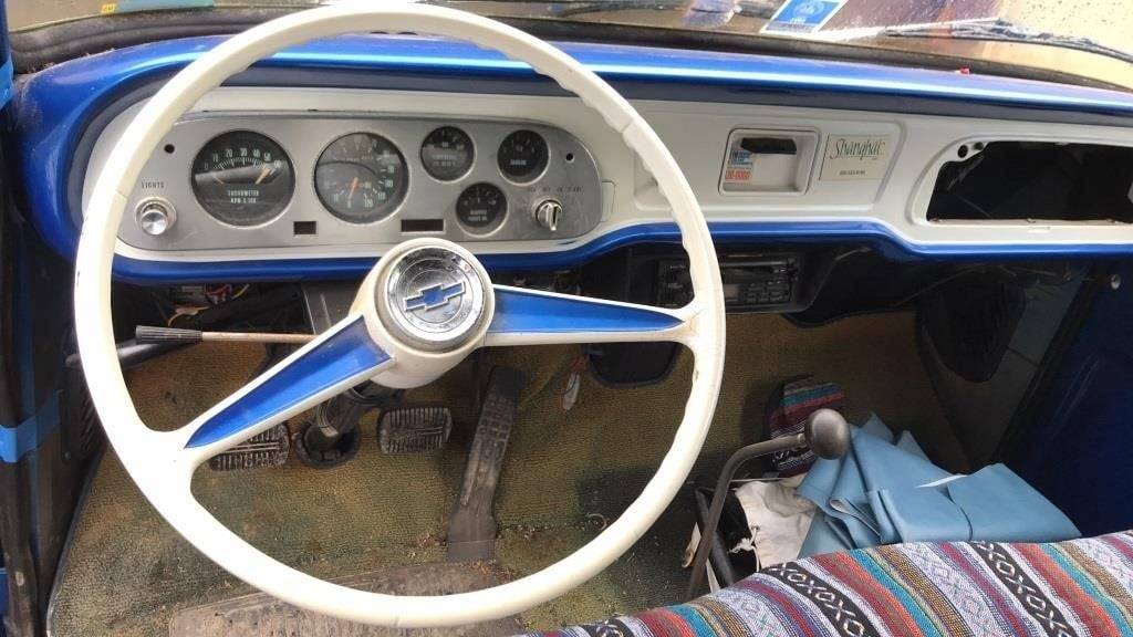Chevrolet-Corvair-van-1964-15