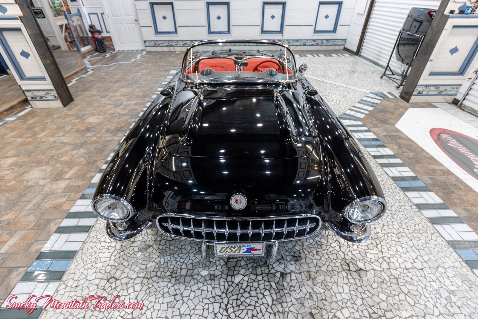 Chevrolet-Corvette-1956-12