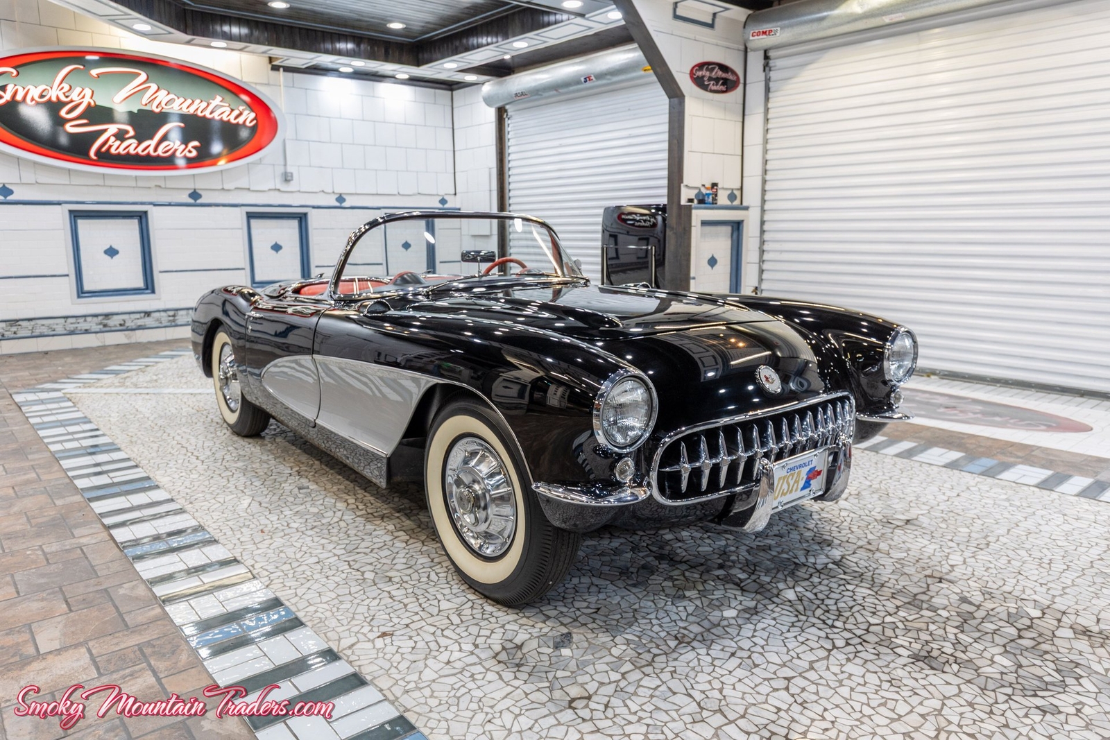 Chevrolet-Corvette-1956-15