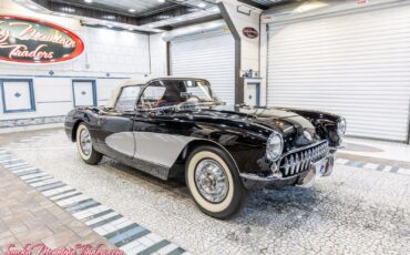Chevrolet-Corvette-1956-18