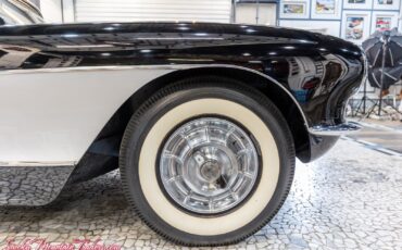 Chevrolet-Corvette-1956-19