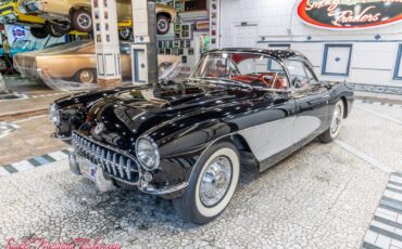 Chevrolet-Corvette-1956-2