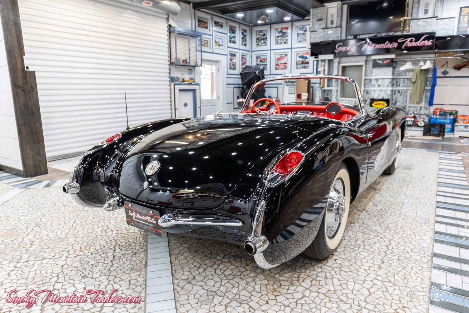 Chevrolet-Corvette-1956-26