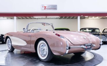 Chevrolet-Corvette-1956-Convertible-2