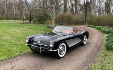 Chevrolet-Corvette-1957-7