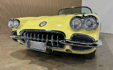 Chevrolet-Corvette-1958-American-Muscle-Car-2