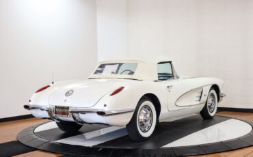 Chevrolet-Corvette-1959-Convertible-10