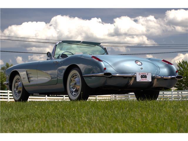 Chevrolet-Corvette-1959-Convertible-10