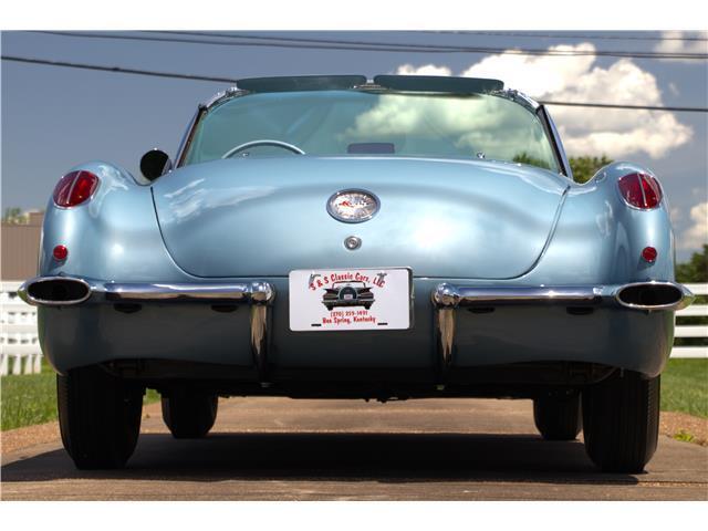 Chevrolet-Corvette-1959-Convertible-32