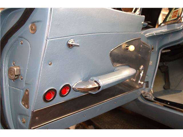 Chevrolet-Corvette-1959-Convertible-38