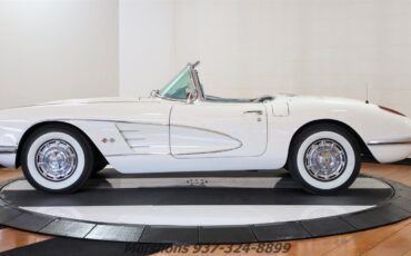 Chevrolet-Corvette-1959-Convertible-4