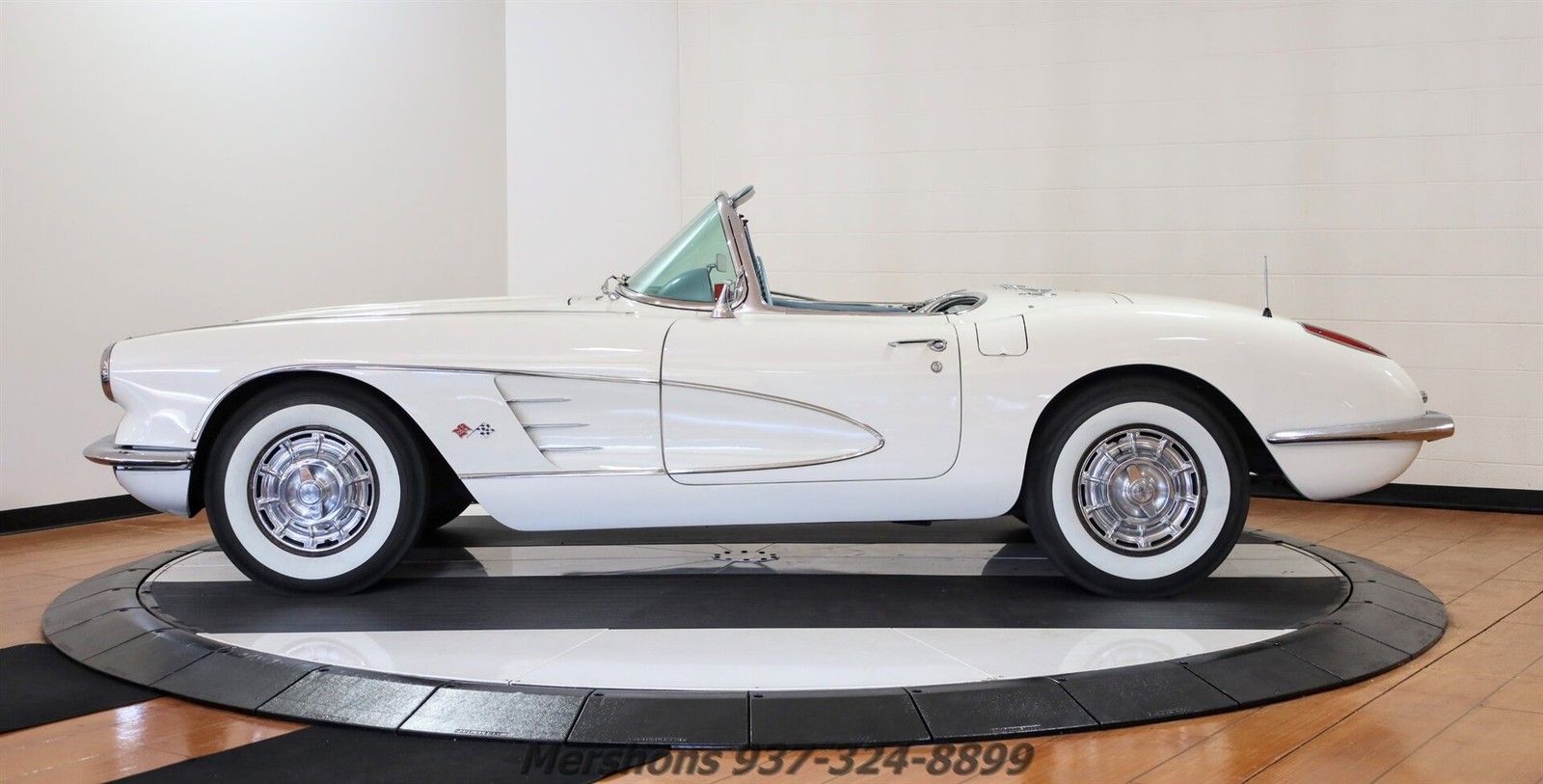 Chevrolet-Corvette-1959-Convertible-4