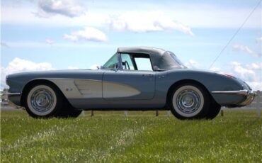 Chevrolet-Corvette-1959-Convertible-4