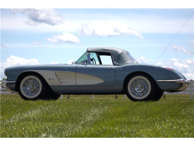 Chevrolet-Corvette-1959-Convertible-4