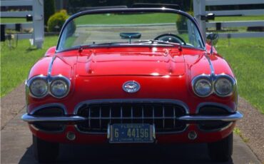 Chevrolet-Corvette-1960-Convertible-1