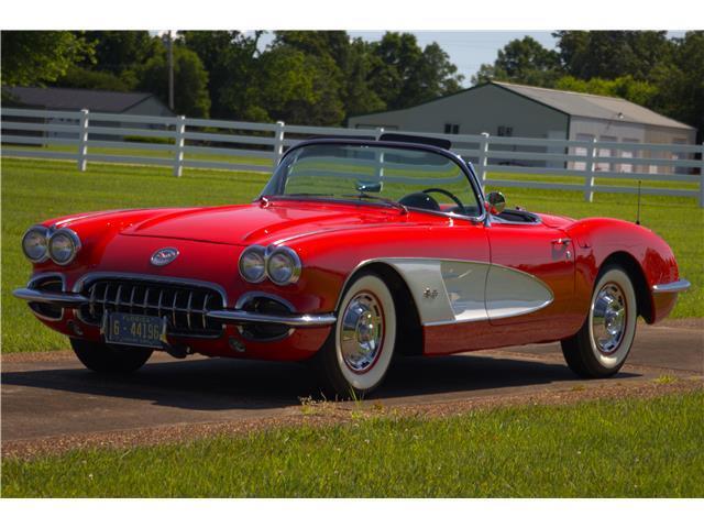 Chevrolet-Corvette-1960-Convertible-14