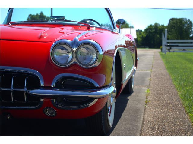 Chevrolet-Corvette-1960-Convertible-19