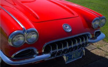 Chevrolet-Corvette-1960-Convertible-20